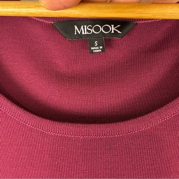 Misook Deep Burgundy Red Knit Sleeveless Tank Top - Picture 5 of 6